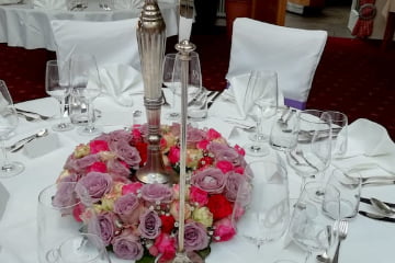 Ob rund, ekcig, lang kurz, wir haben für jeden Anlass die passende Tischdekoration